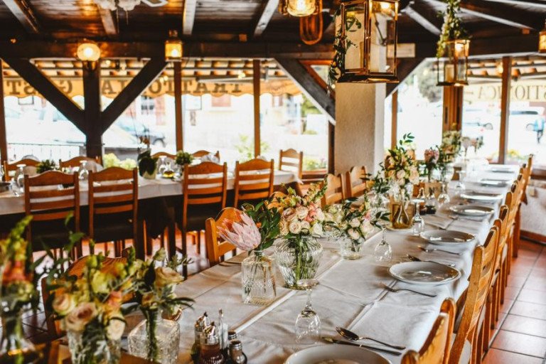 Warm interior design of Restaurant Istra in Poreč, featuring wooden accents and cozy lighting